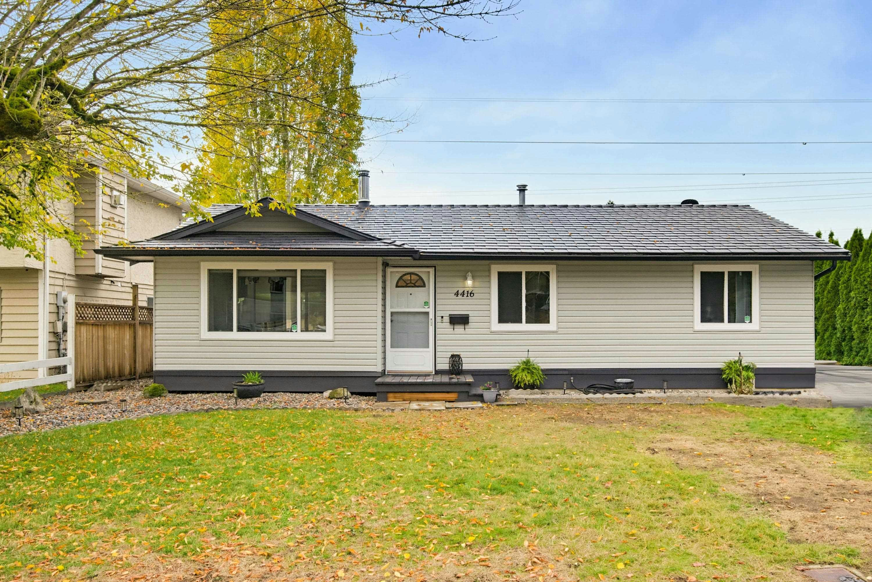 4416 203 Street, Langley, BC, V3A 6P7