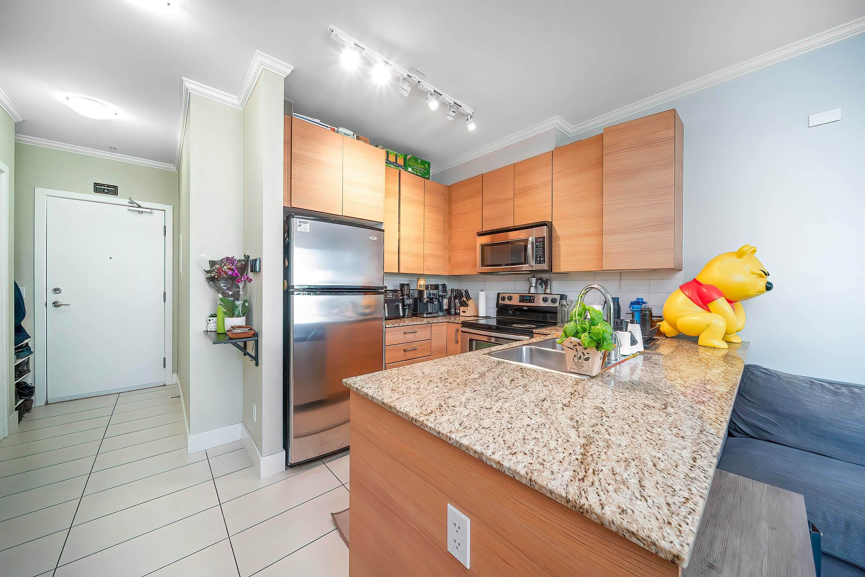 214-5788 Sidley Street, Burnaby, BC, V5J 0E4 - 6