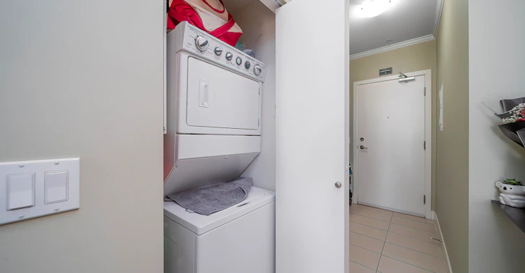 214-5788 Sidley Street, Burnaby, BC, V5J 0E4 - 9