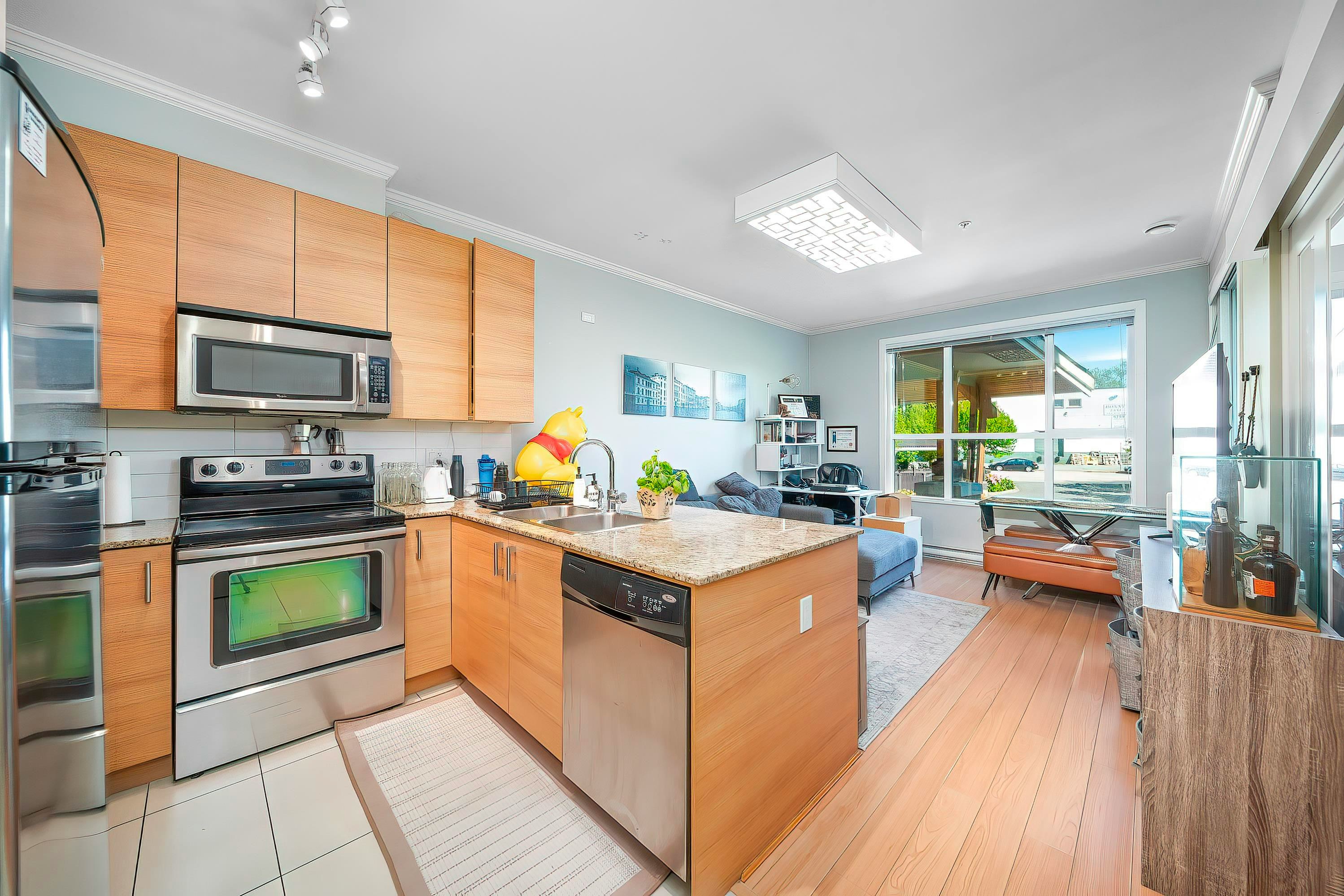 214-5788 Sidley Street, Burnaby, BC, V5J 0E4 - 4