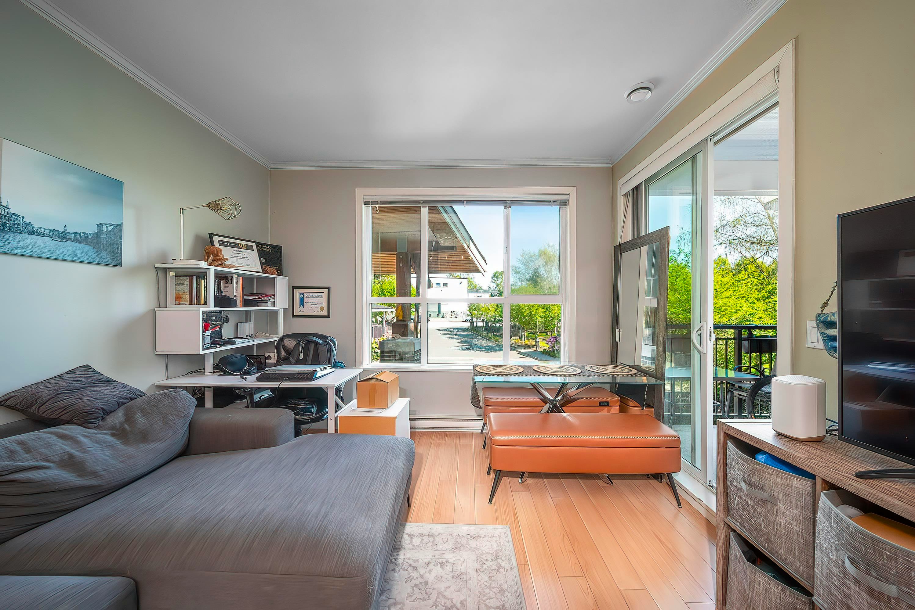 214-5788 Sidley Street, Burnaby, BC, V5J 0E4 - 2
