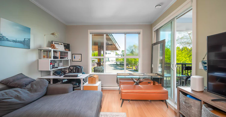 214-5788 Sidley Street, Burnaby, BC, V5J 0E4 - 2