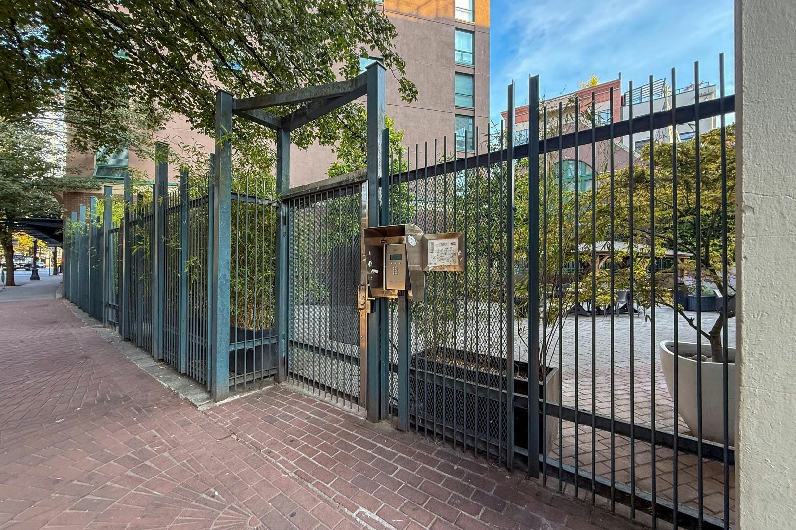 221-55 E Cordova Street, Vancouver, BC, V6R 0A5 - 2