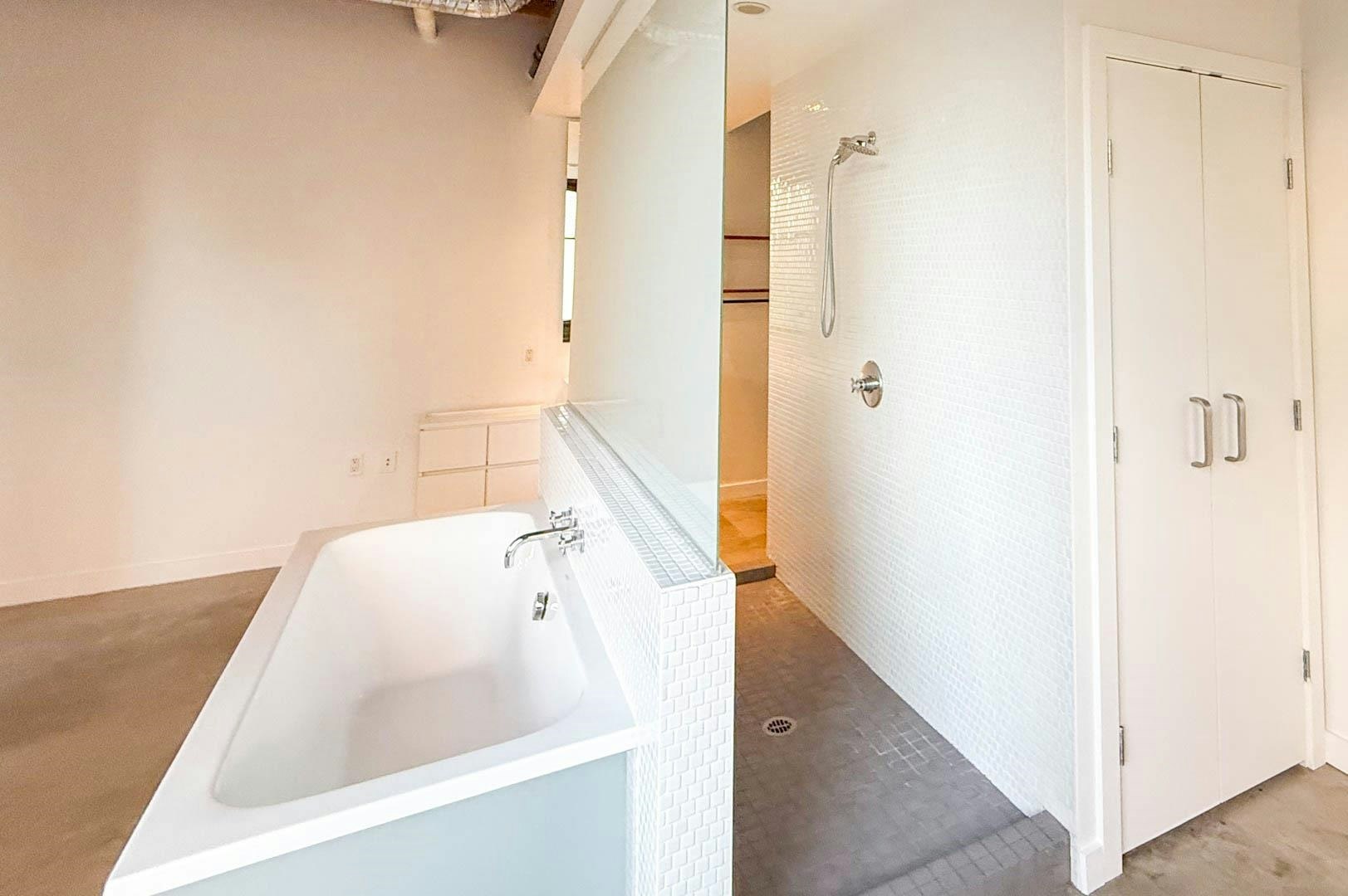 221-55 E Cordova Street, Vancouver, BC, V6R 0A5 - 21