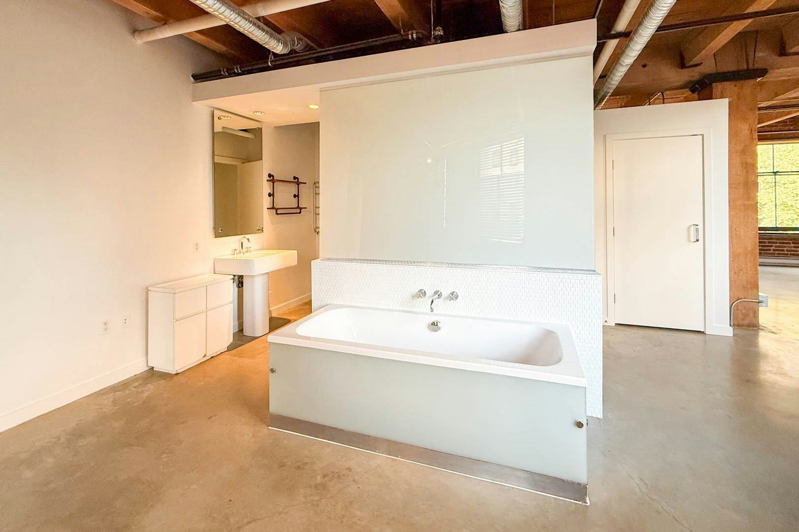 221-55 E Cordova Street, Vancouver, BC, V6R 0A5 - 12