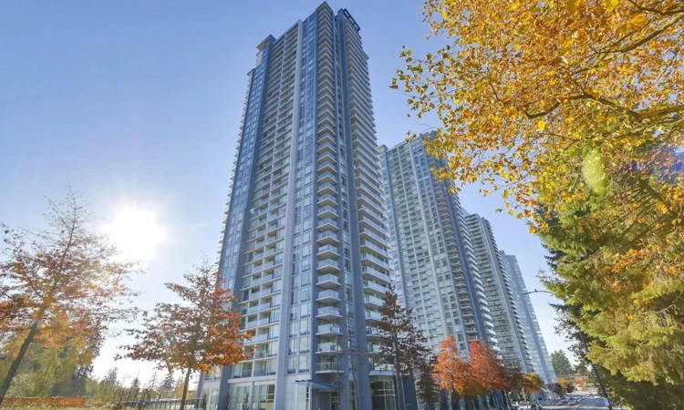 1009-13750 100 Avenue