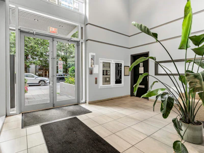 1702-1001 Richards Street - 2