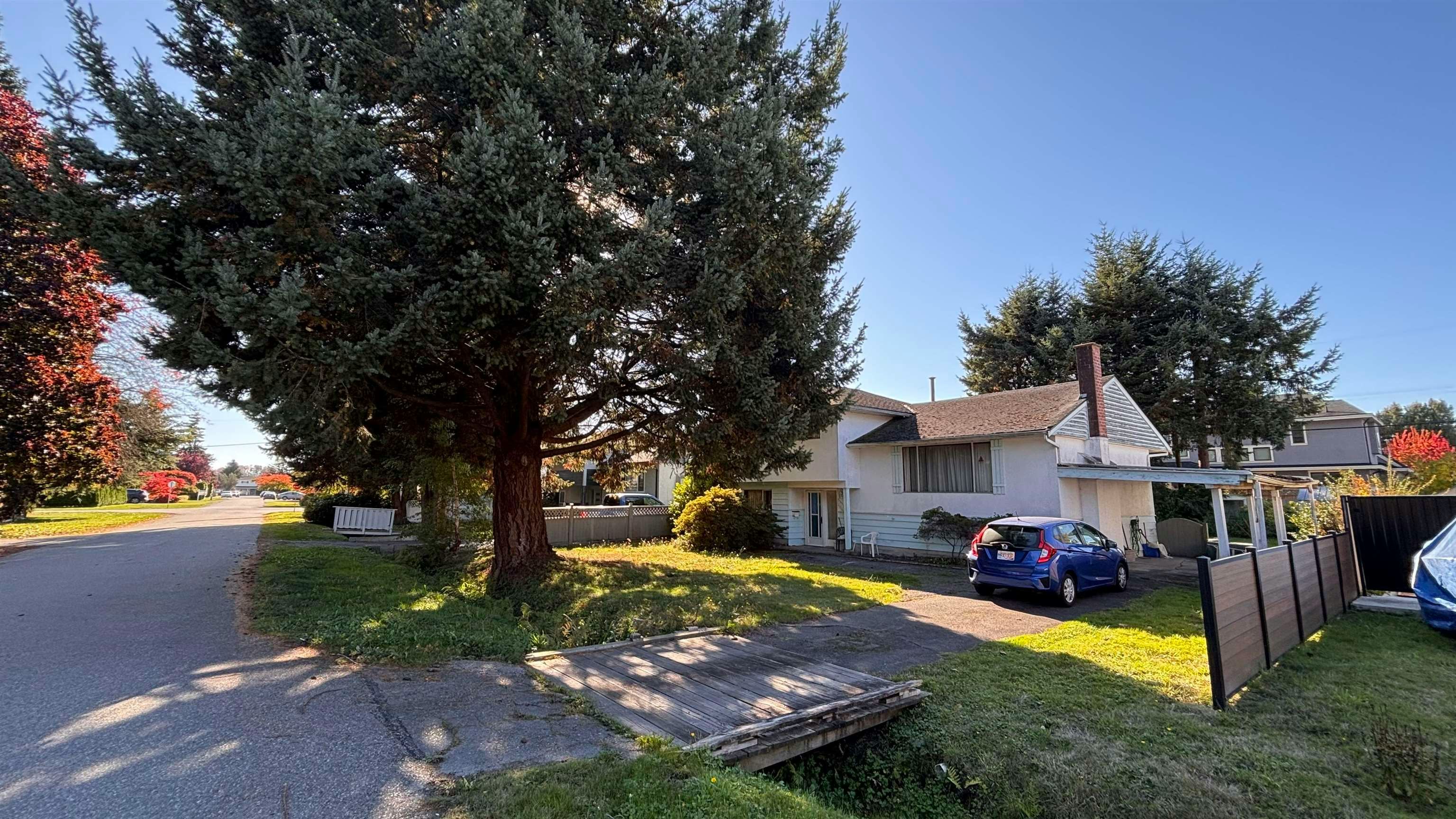 10471 Seaham Crescent - 3