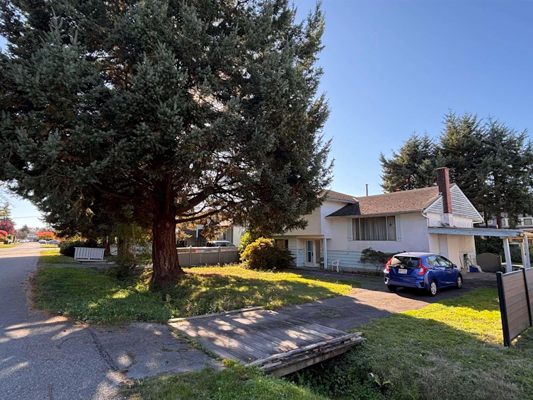 10471 Seaham Crescent, Richmond, BC, V7A 3Y4 - 3