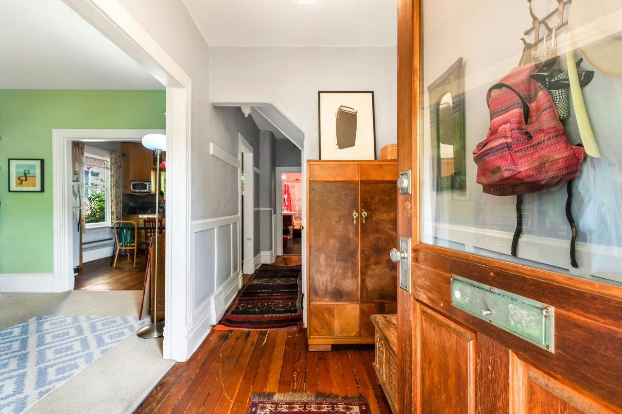 473 E 6th Avenue - 3