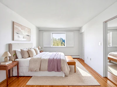 702-2246 Bellevue Avenue - 5