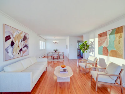 702-2246 Bellevue Avenue - 3