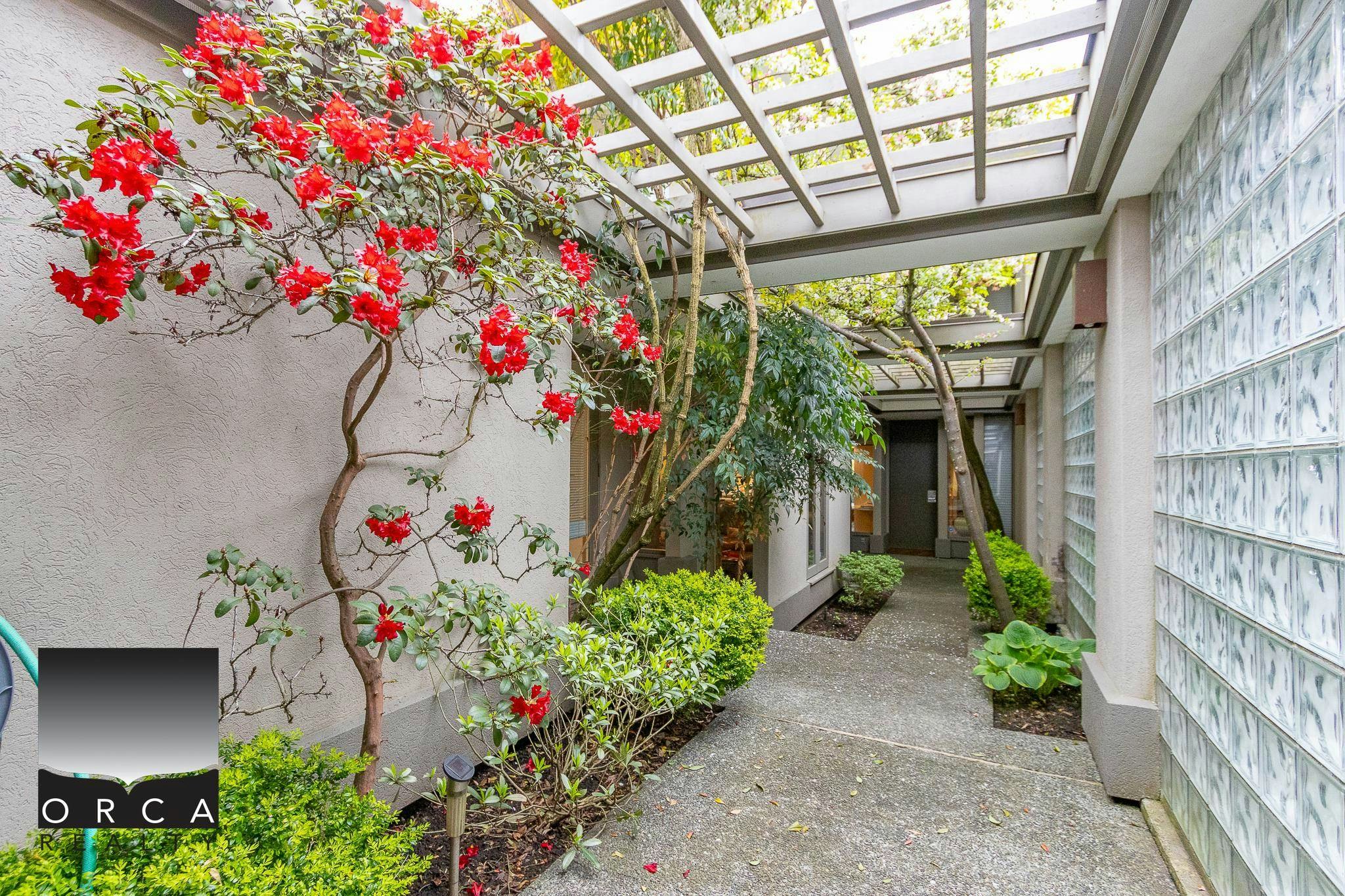 2424 Bellevue Avenue, West Vancouver, BC, V7V 1E2 - 3
