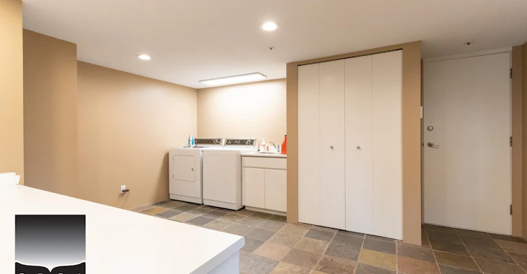 2424 Bellevue Avenue, West Vancouver, BC, V7V 1E2 - 17