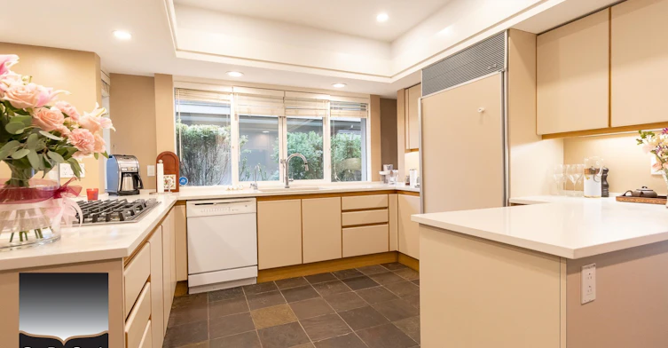 2424 Bellevue Avenue, West Vancouver, BC, V7V 1E2 - 9