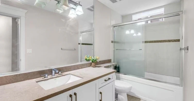 Basement Suite-3547 E 46th, Vancouver, BC, V5S 4T8 - 4