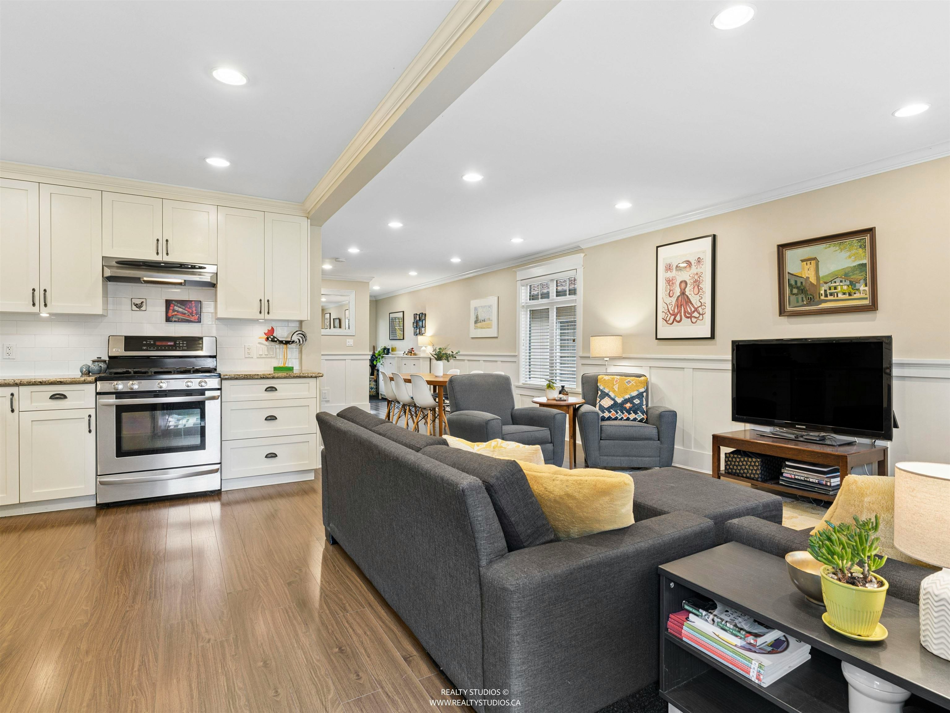 338 E 20th Avenue - 4