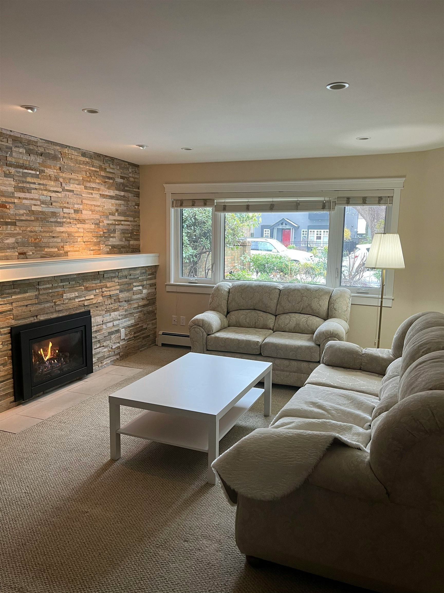 4000 West 9th Avenue, Vancouver, BC, V6R 2E3 - 3