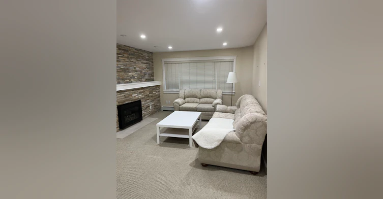4000 West 9th Avenue, Vancouver, BC, V6R 2E3 - 2