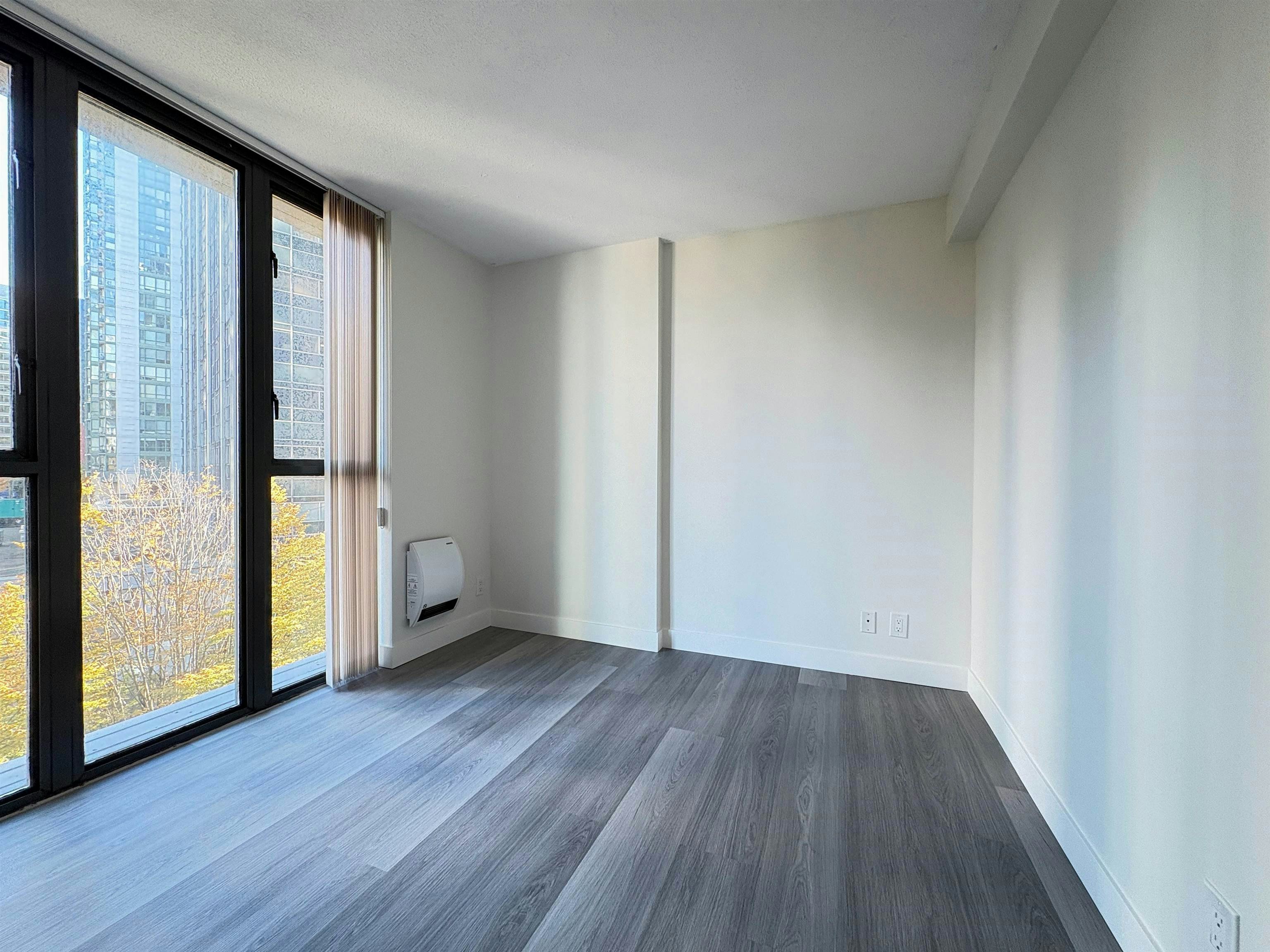 602-1331 W Georgia Street, Vancouver, BC, V6E 4P1 - 4