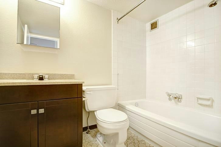 517-1330 Burrard Street, Vancouver, BC, V6Z 2B8 - 25