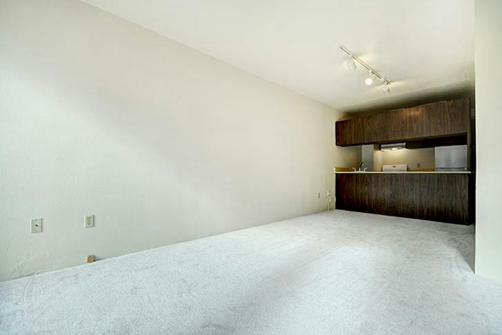 517-1330 Burrard Street, Vancouver, BC, V6Z 2B8 - 13