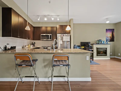 217-225 Francis Way - 5