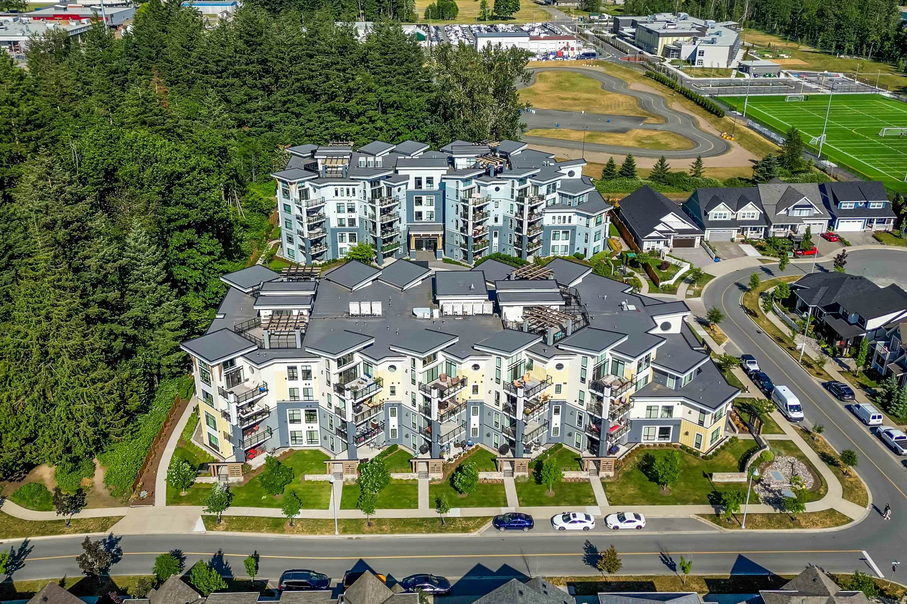 205-5384 Tyee Lane - 2