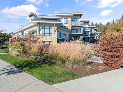 205-5384 Tyee Lane - 4