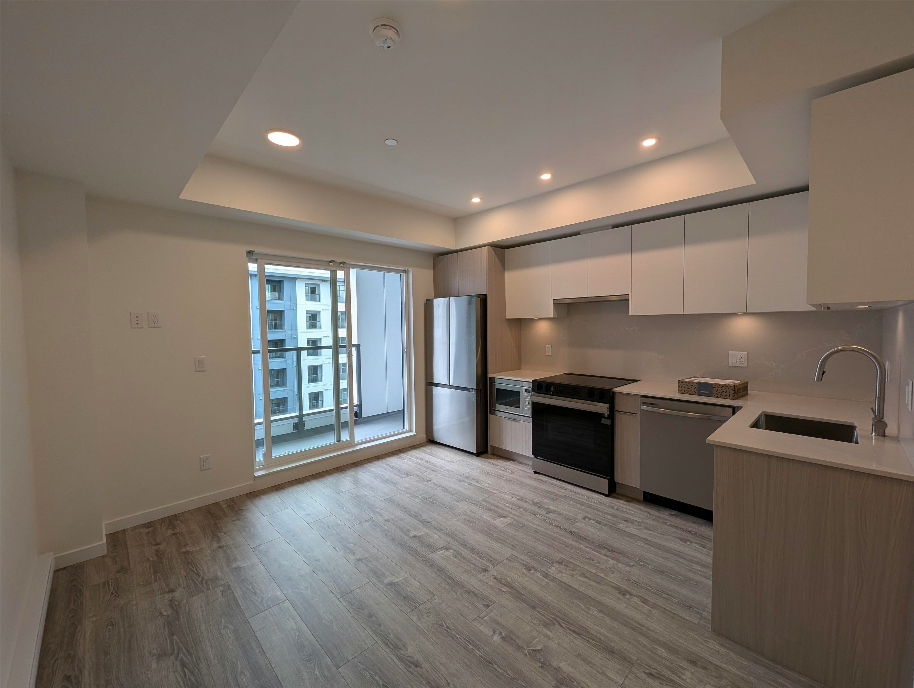 501-10829 140 Street, Surrey, BC, V3R 0H4 - 8