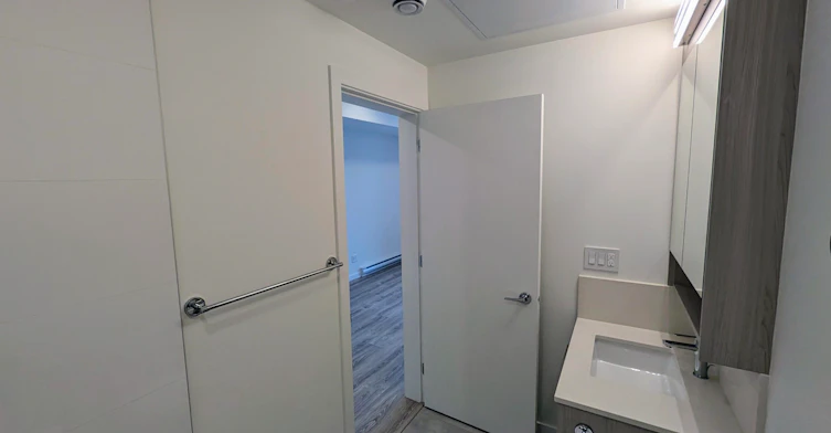 501-10829 140 Street, Surrey, BC, V3R 0H4 - 2
