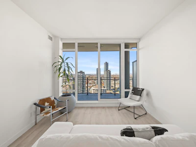 3601-2085 Skyline Court - 4