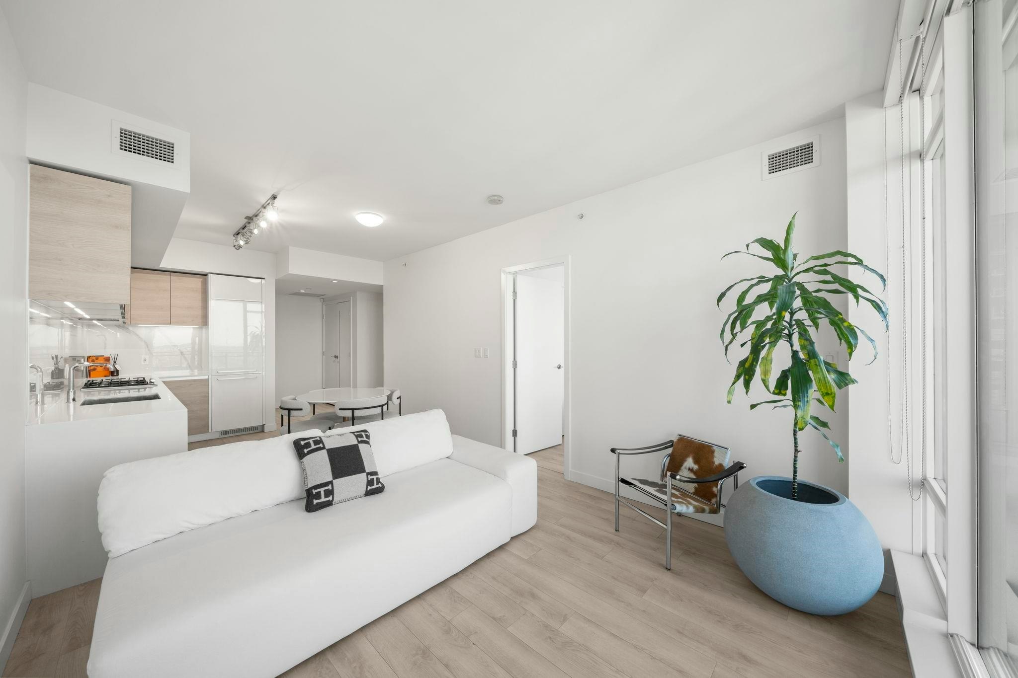 3601-2085 Skyline Court - 3