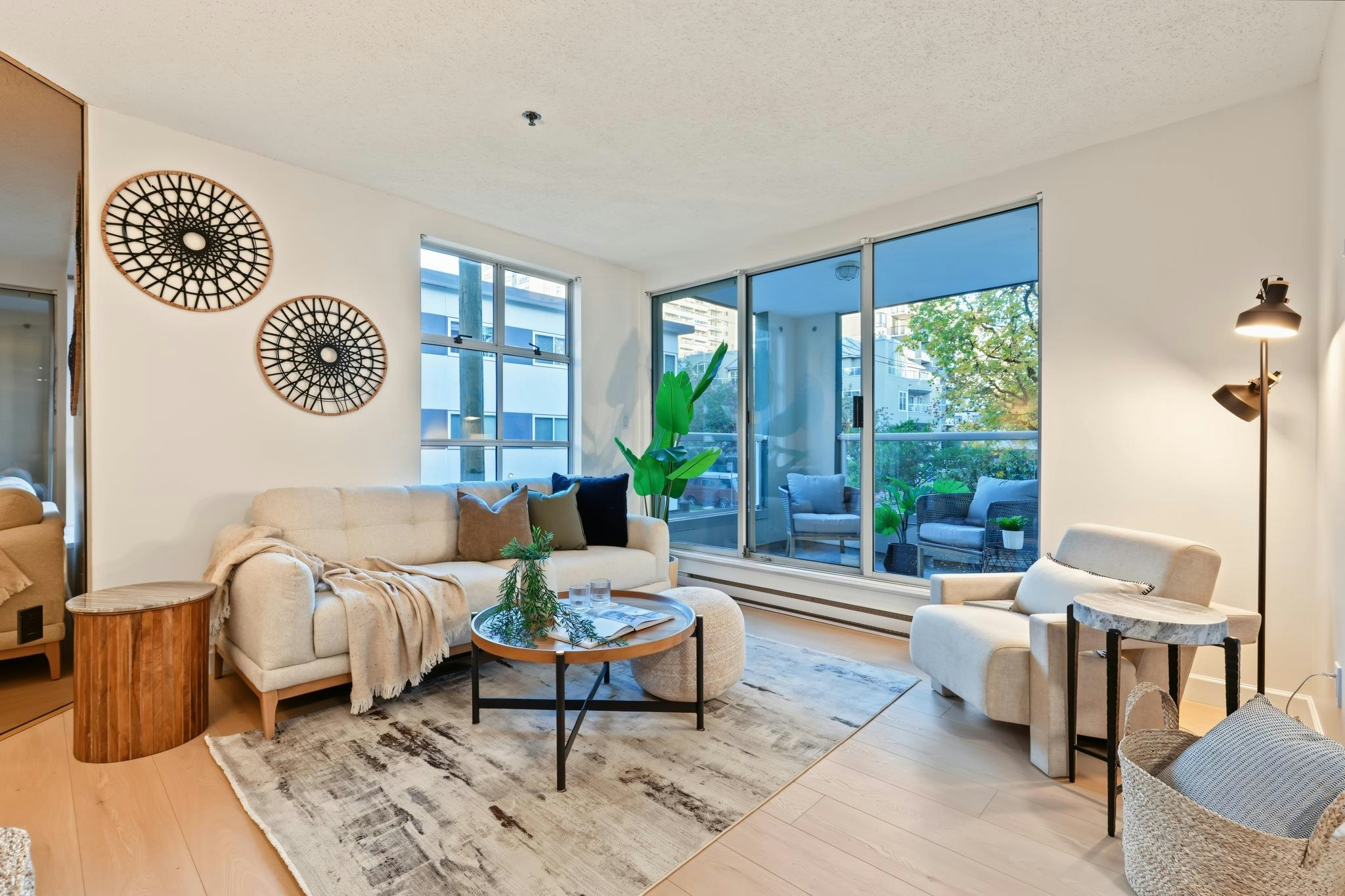 203-1705 Nelson Street - 3