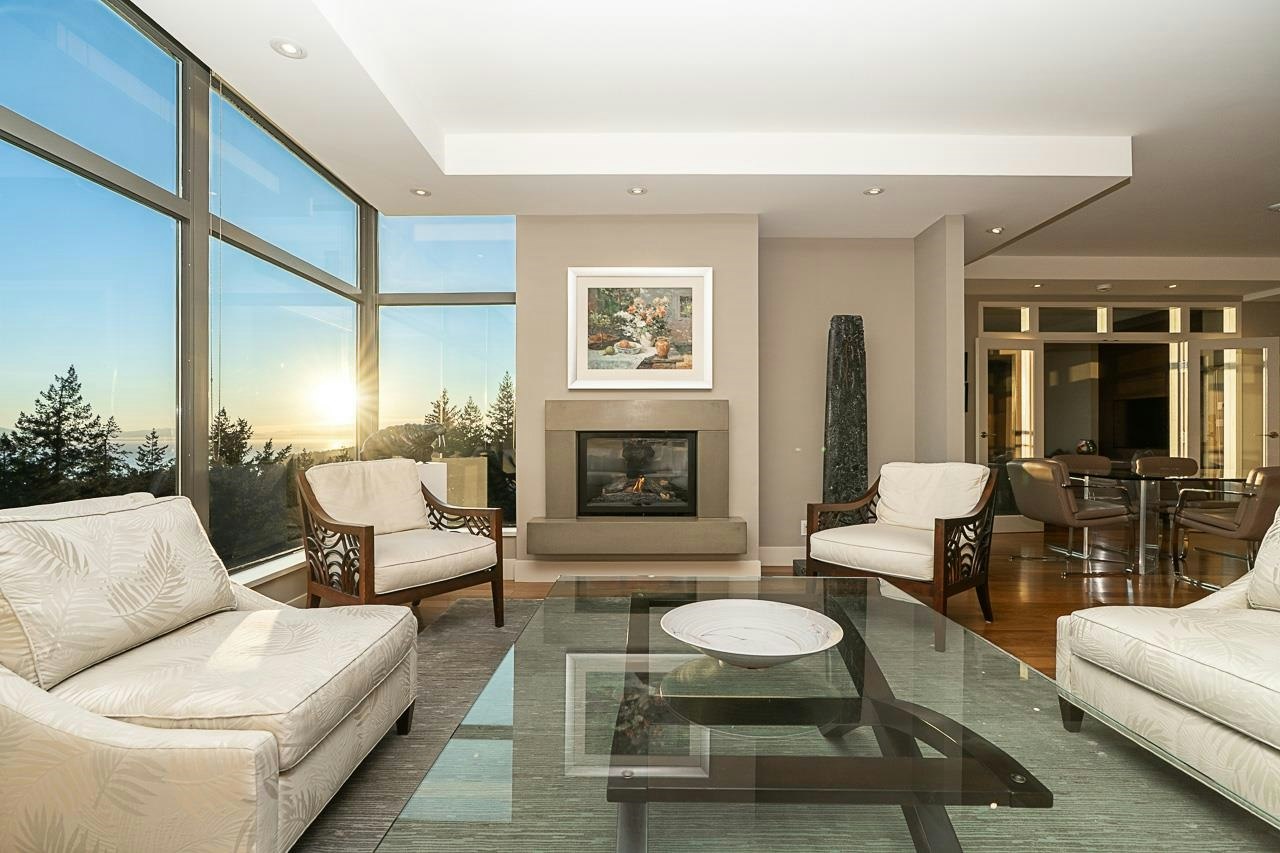 1303-3355 Cypress Place - 5