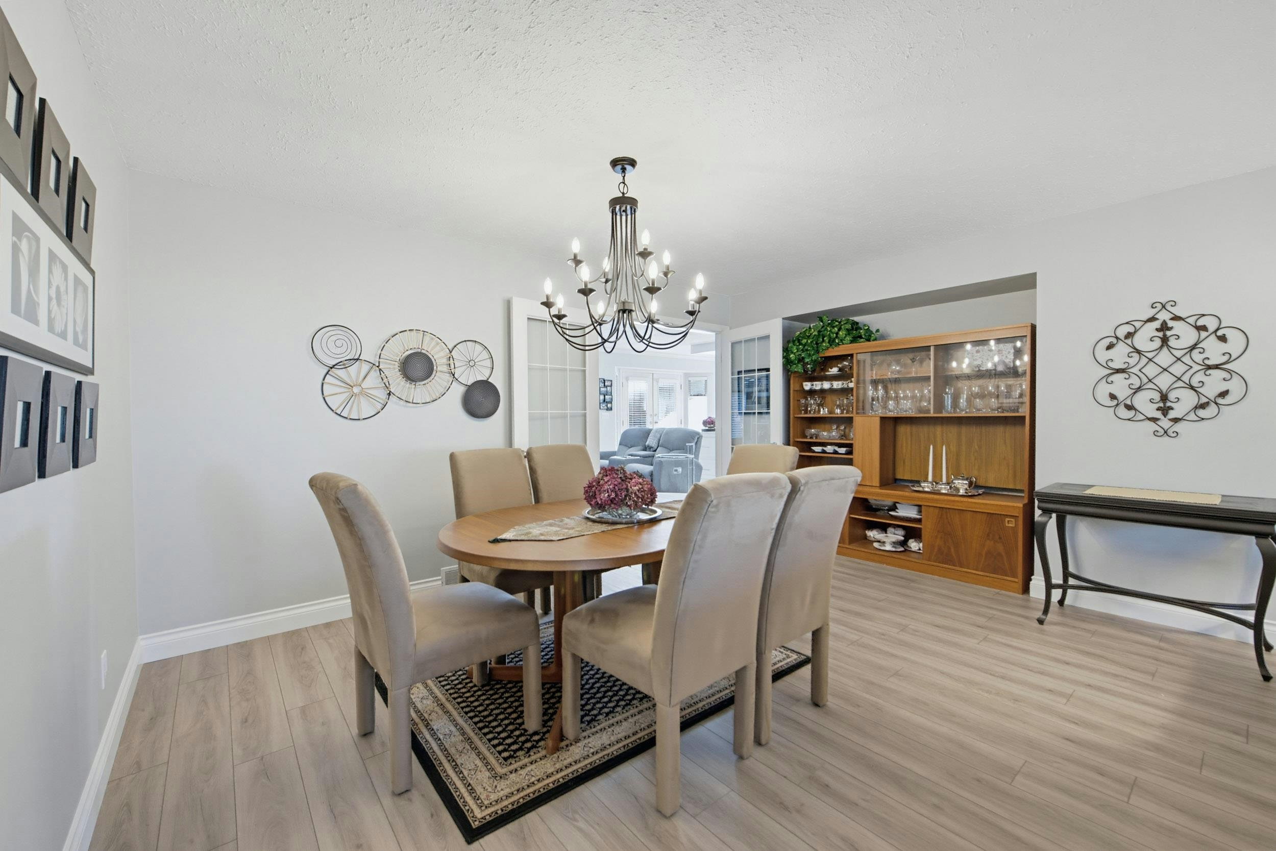 5632 E Sunrise Crescent - 5
