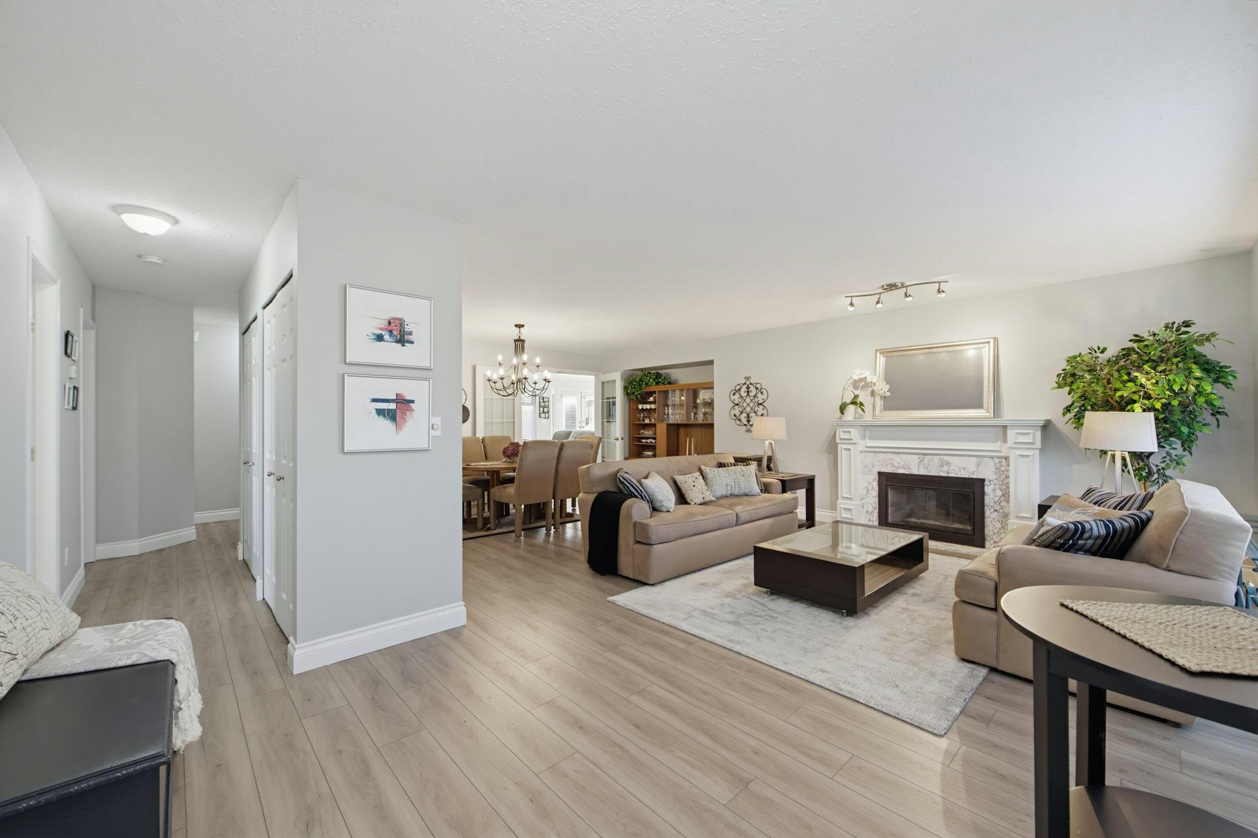 5632 E Sunrise Crescent - 2