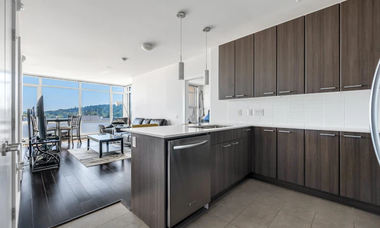 806-2955 Atlantic Avenue