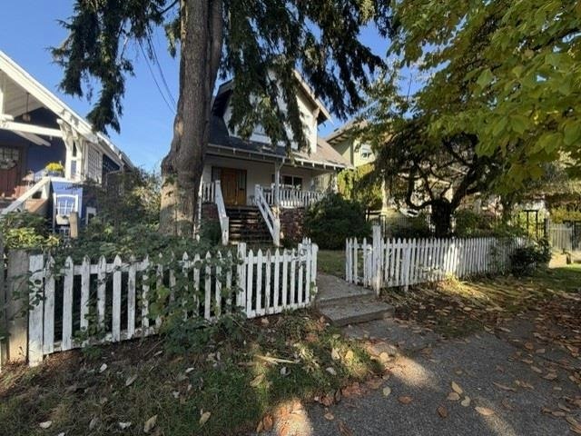1017 Hamilton Street, New Westminster, BC, V3M 2M8