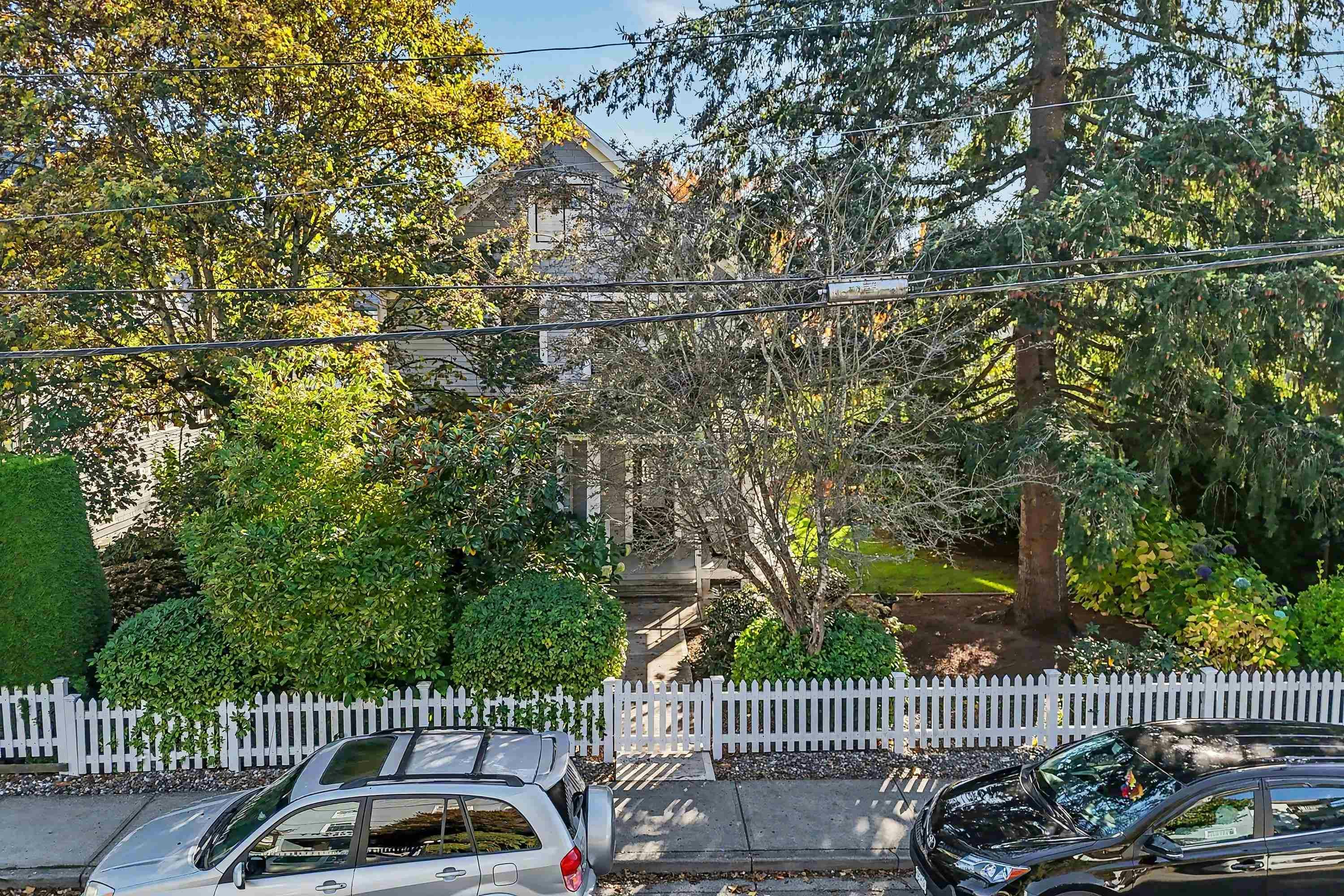 5048 47a Avenue - 5