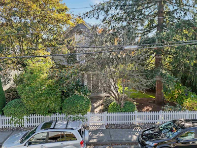 5048 47a Avenue - 5