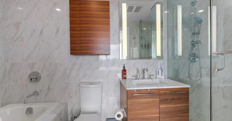 8488 Cornish st W Cornish St, Vancouver, BC, V6P 0C2 - 21