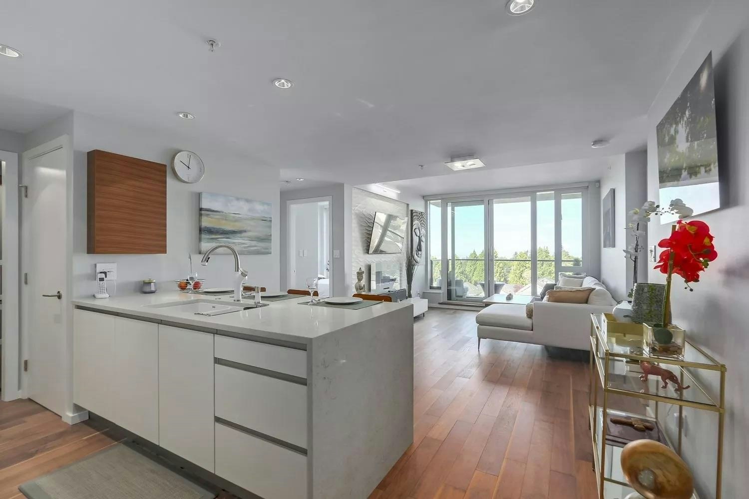 8488 Cornish st W Cornish St, Vancouver, BC, V6P 0C2 - 12