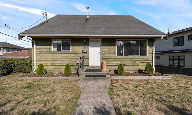 3325 Seaforth Drive