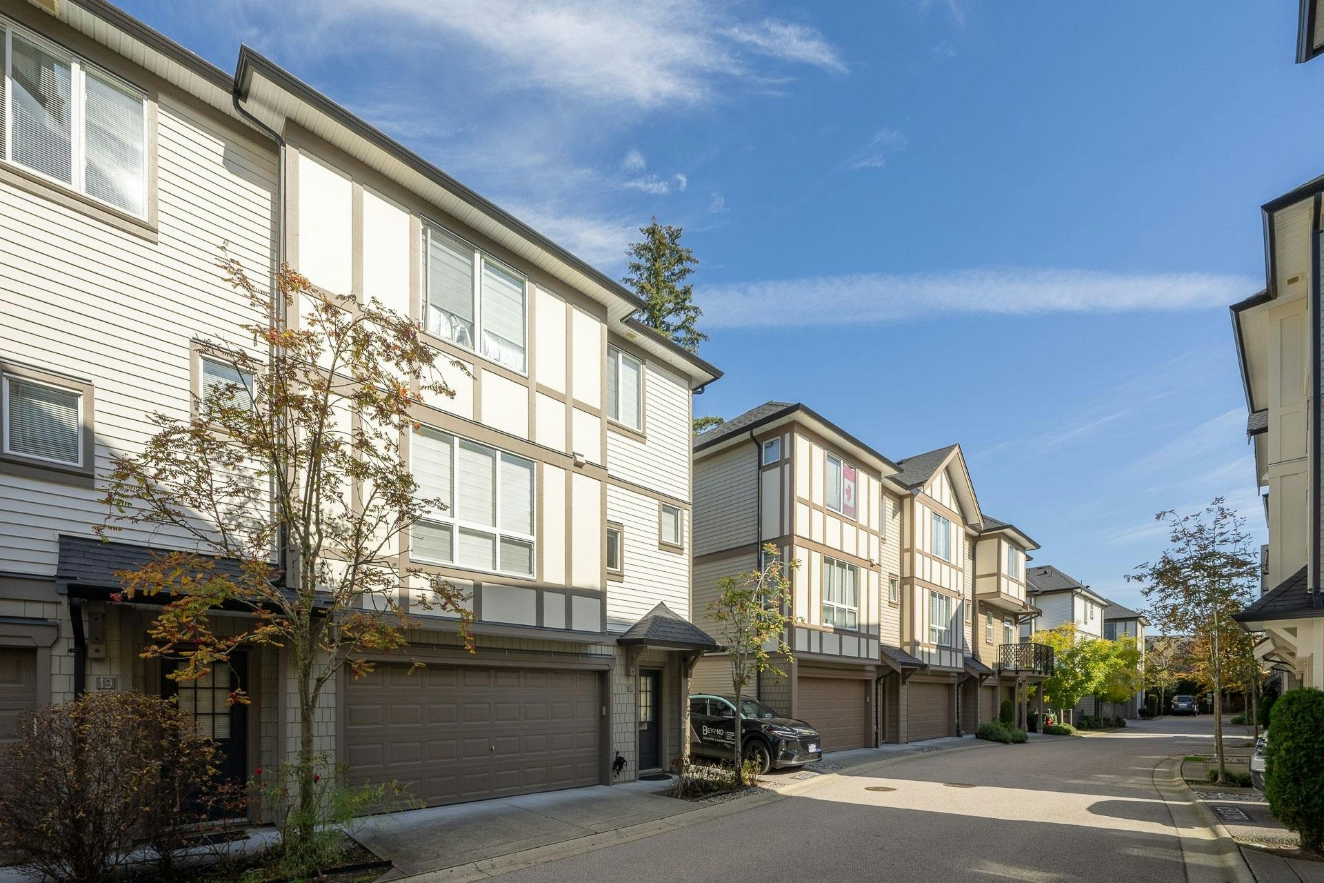 20-7848 209 Street - 2