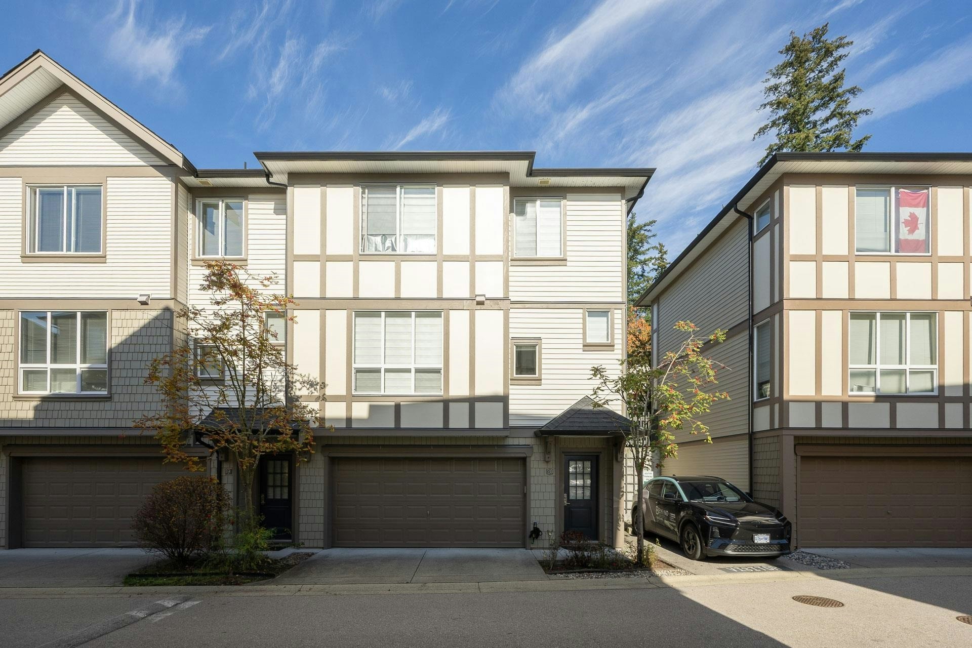 20-7848 209 Street - 3