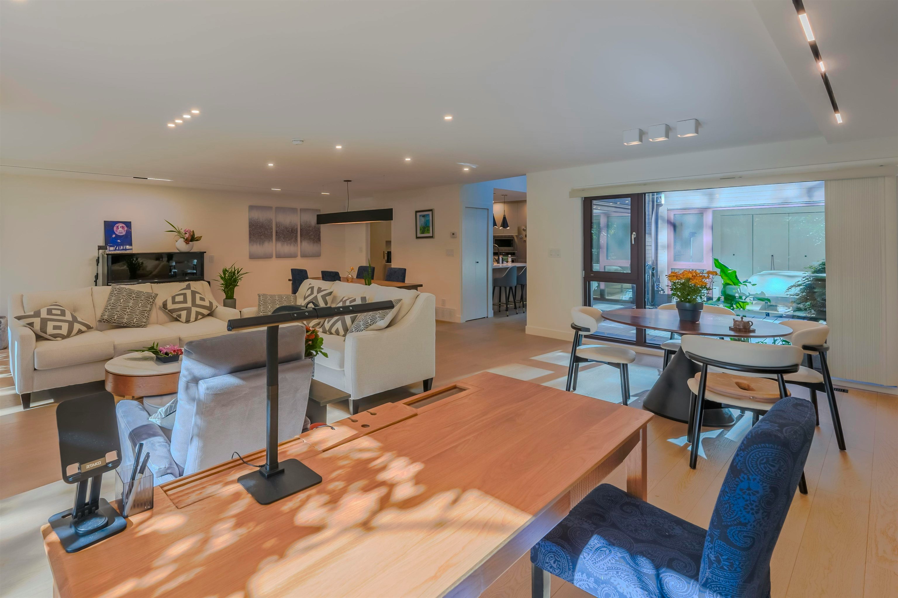 426 Greensboro Place, Vancouver, BC, V5X 4M4 - 14