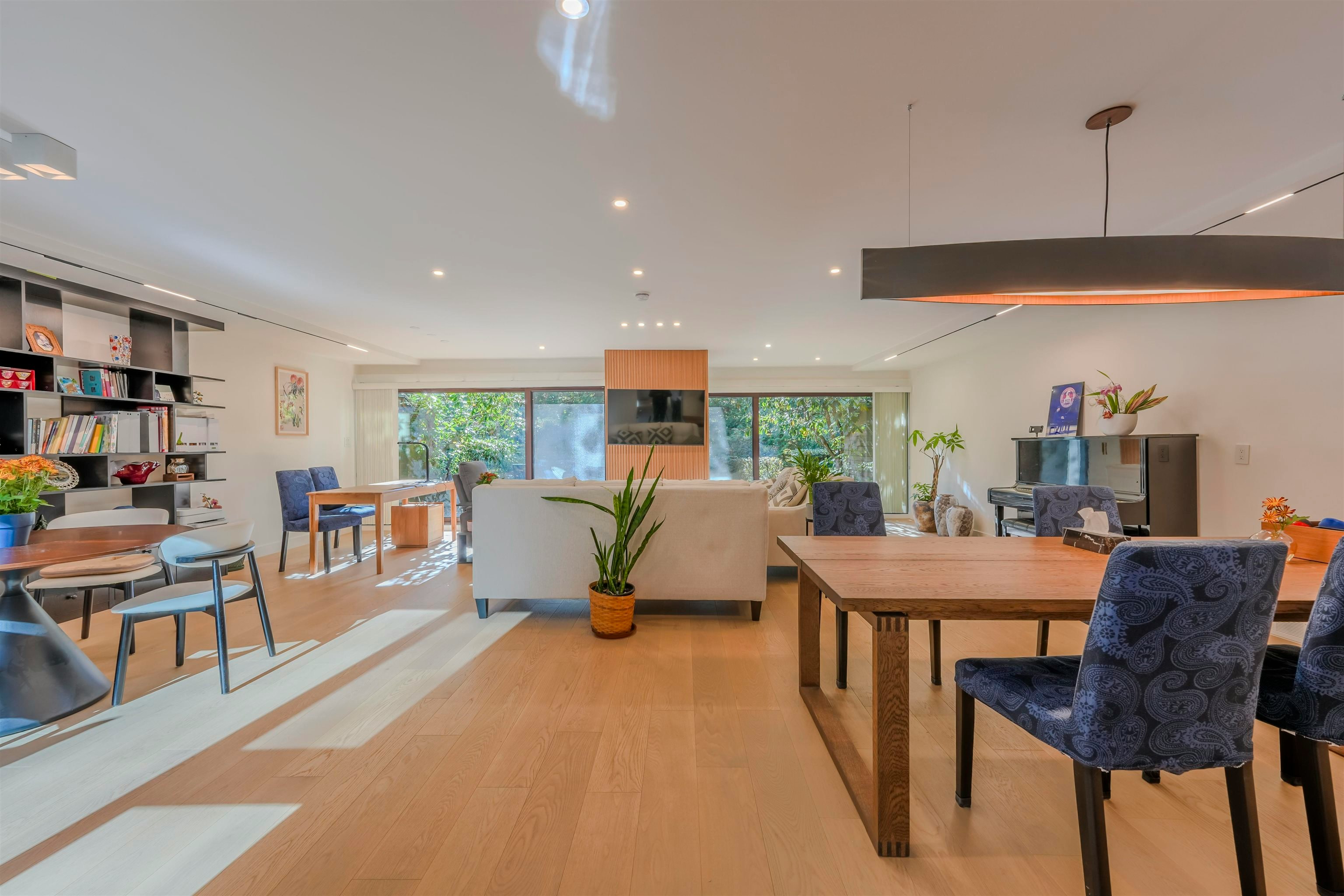 426 Greensboro Place, Vancouver, BC, V5X 4M4 - 9
