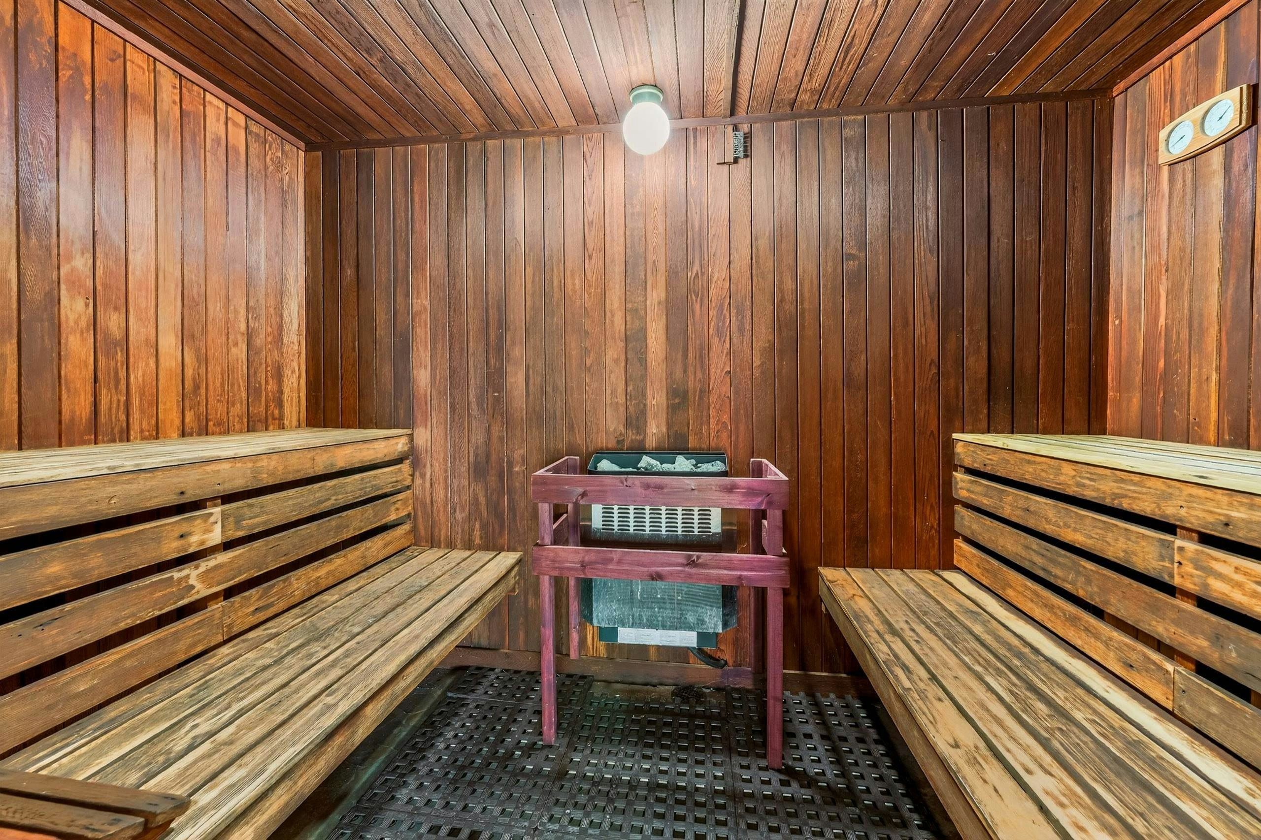 426 Greensboro Place, Vancouver, BC, V5X 4M4 - 39