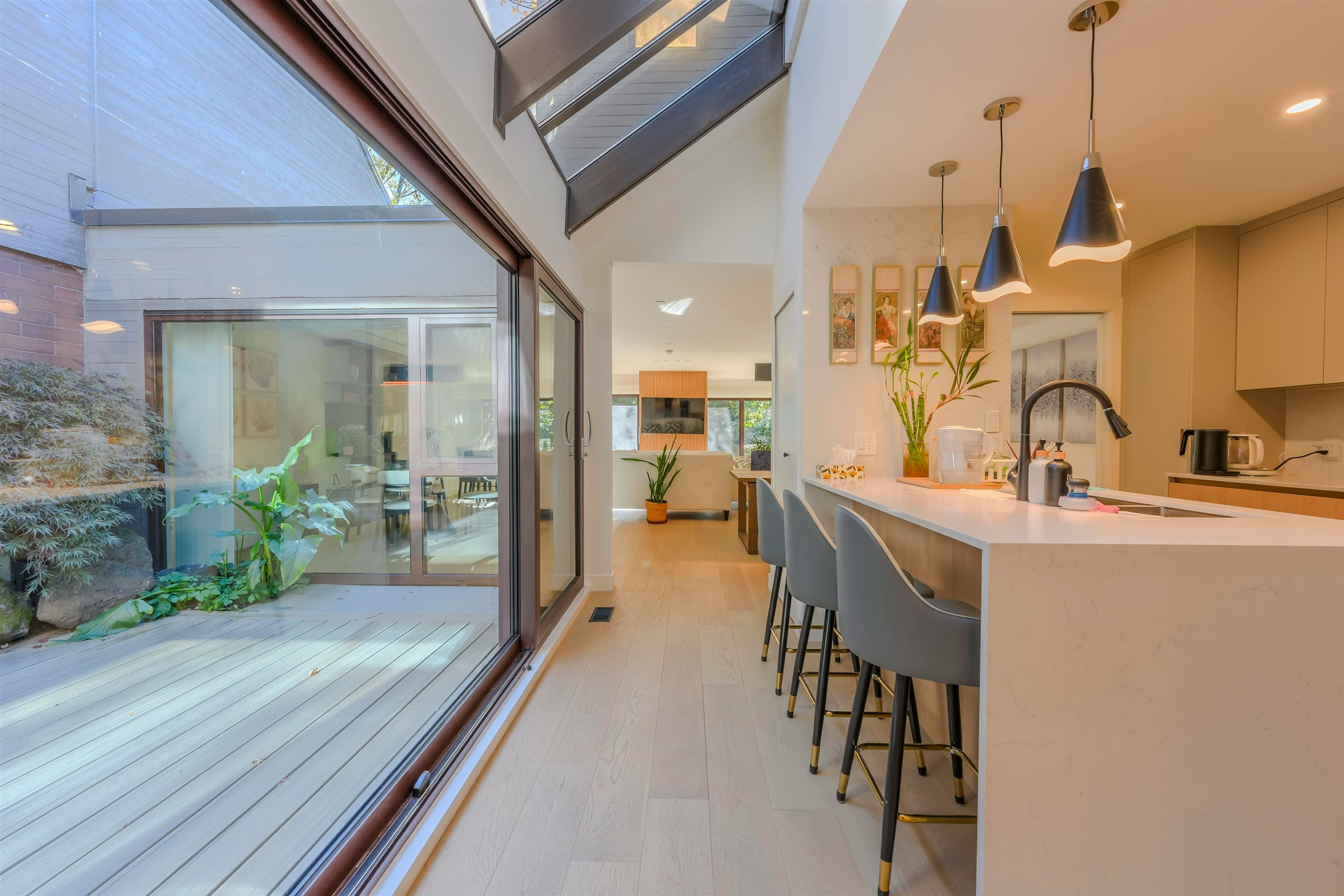 426 Greensboro Place, Vancouver, BC, V5X 4M4 - 4